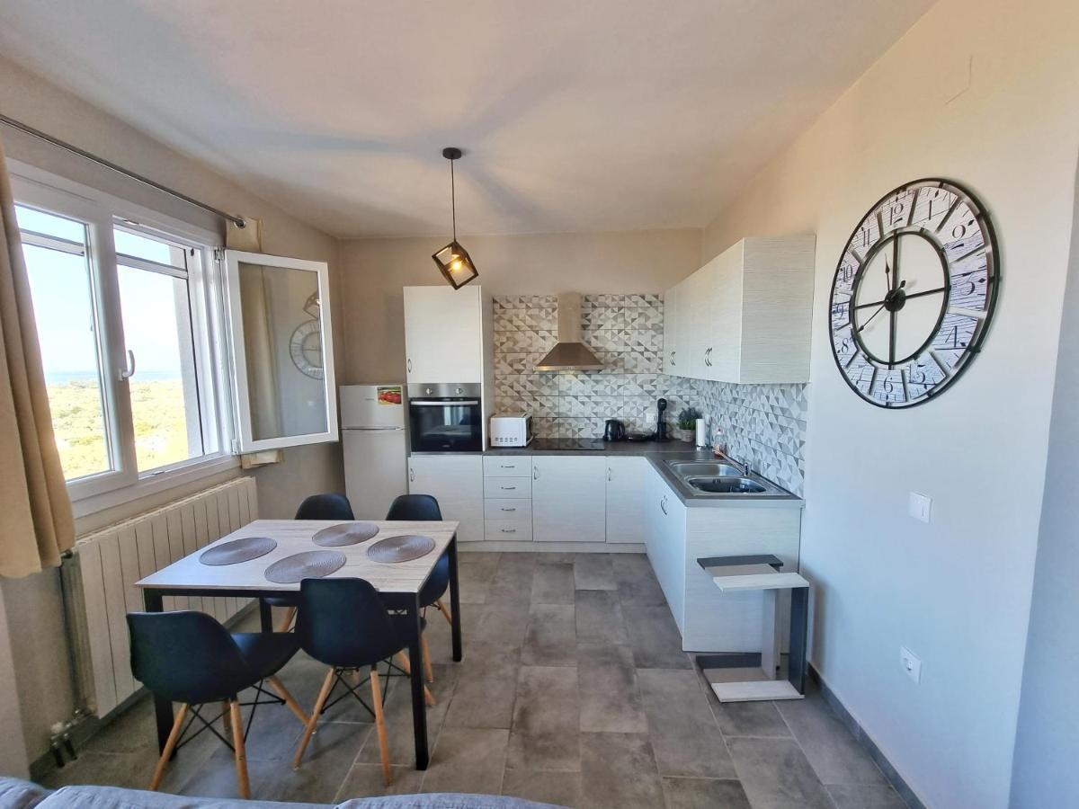 Labros Sea View Apartment Frínion Exterior photo