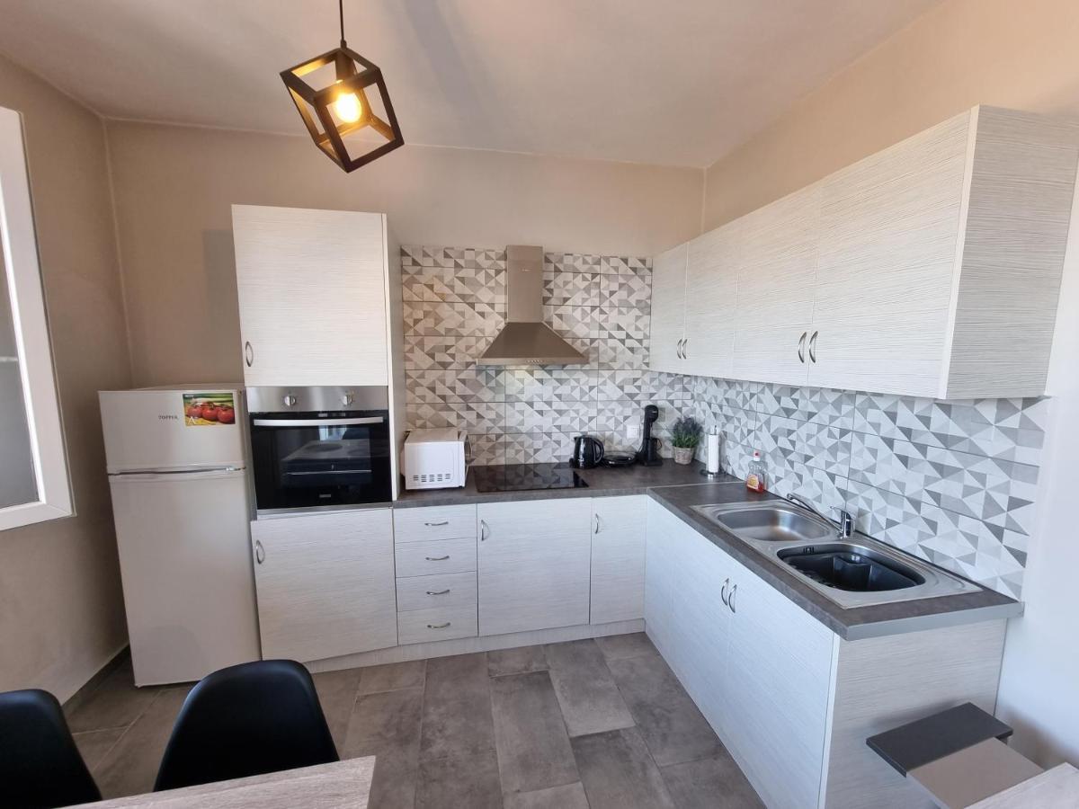 Labros Sea View Apartment Frínion Exterior photo
